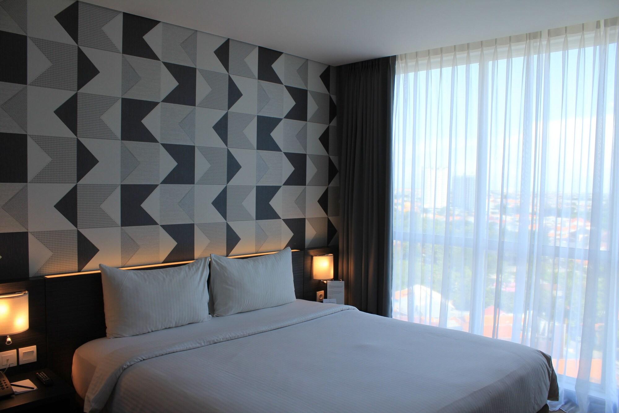Luminor Hotel Jemursari By Wh With The Best Breakfast In Town And Located Near Surabaya Industrial Estate Rungkut Sier Exterior foto